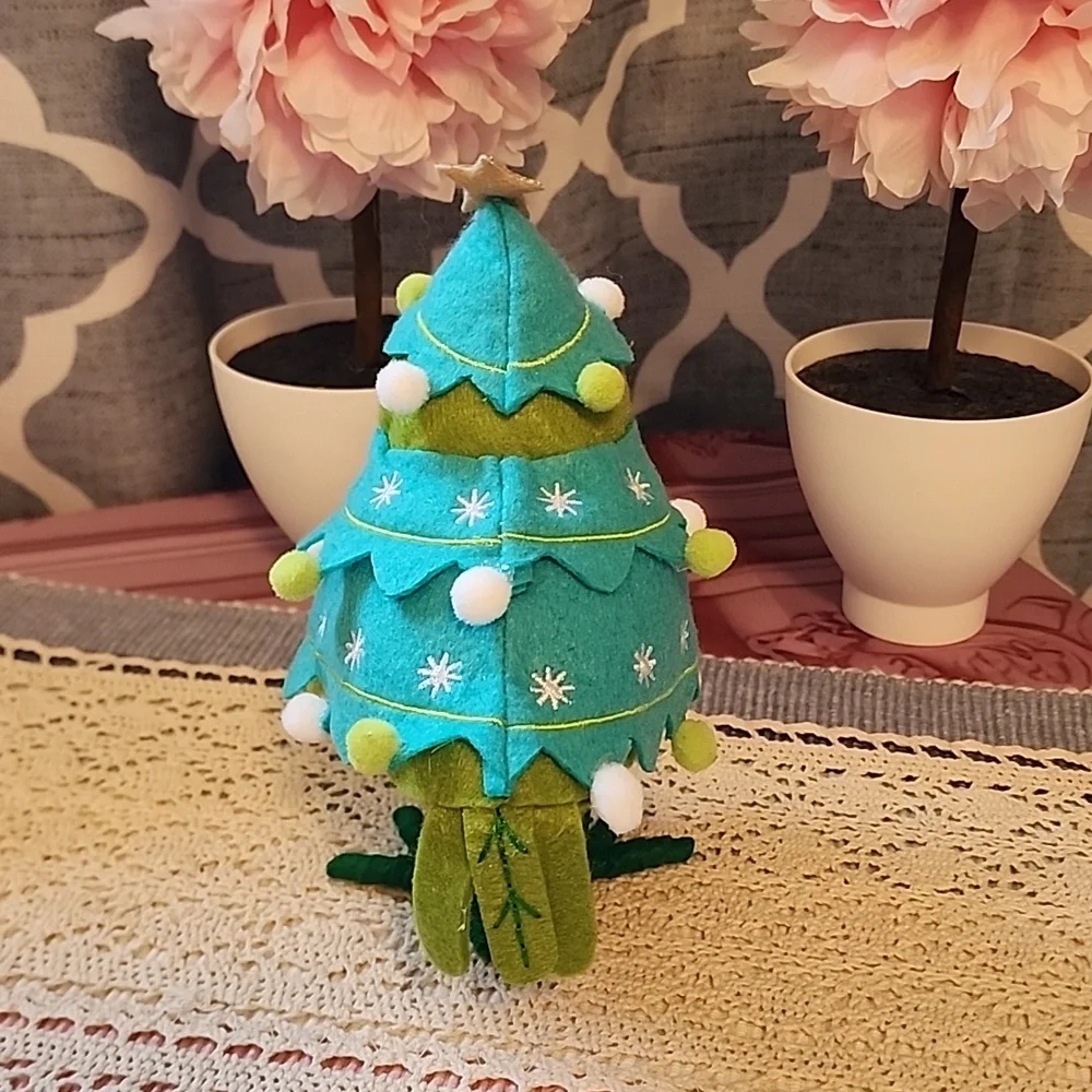 New 2024 Target Holiday Bird Sparkles